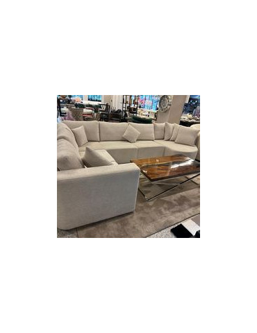 iliyana bank showmodel